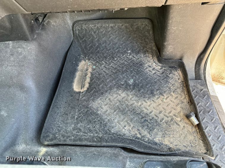 image for item EP0913 2010 Ford F150 SuperCab pickup truck