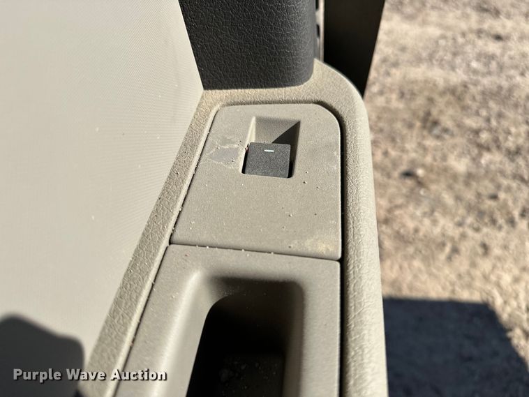 image for item EP0913 2010 Ford F150 SuperCab pickup truck