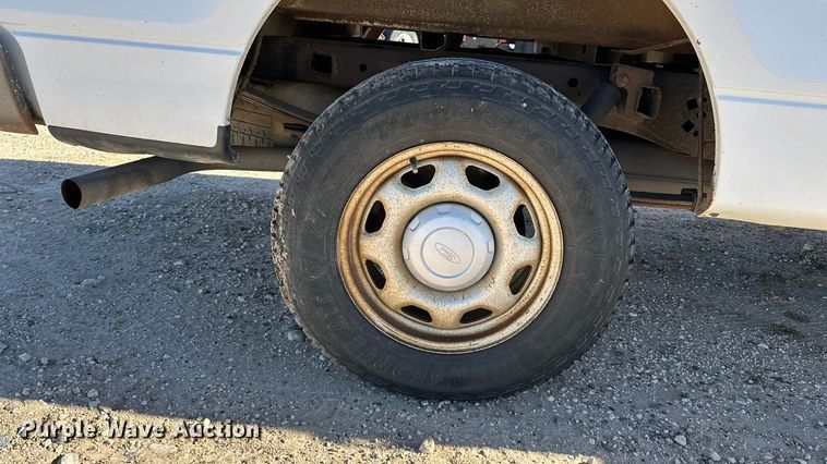 image for item EP0913 2010 Ford F150 SuperCab pickup truck