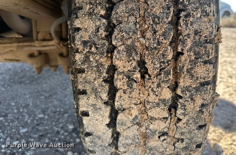 image for item EP0913 2010 Ford F150 SuperCab pickup truck