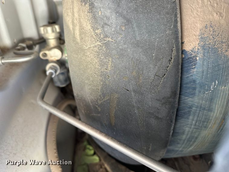 image for item EP0914 2016 Ford F150 SuperCab pickup truck