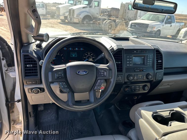 image for item EP0914 2016 Ford F150 SuperCab pickup truck