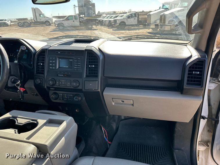 image for item EP0914 2016 Ford F150 SuperCab pickup truck