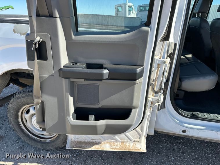 image for item EP0914 2016 Ford F150 SuperCab pickup truck