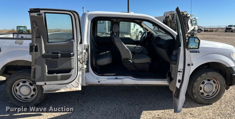 image for item EP0914 2016 Ford F150 SuperCab pickup truck