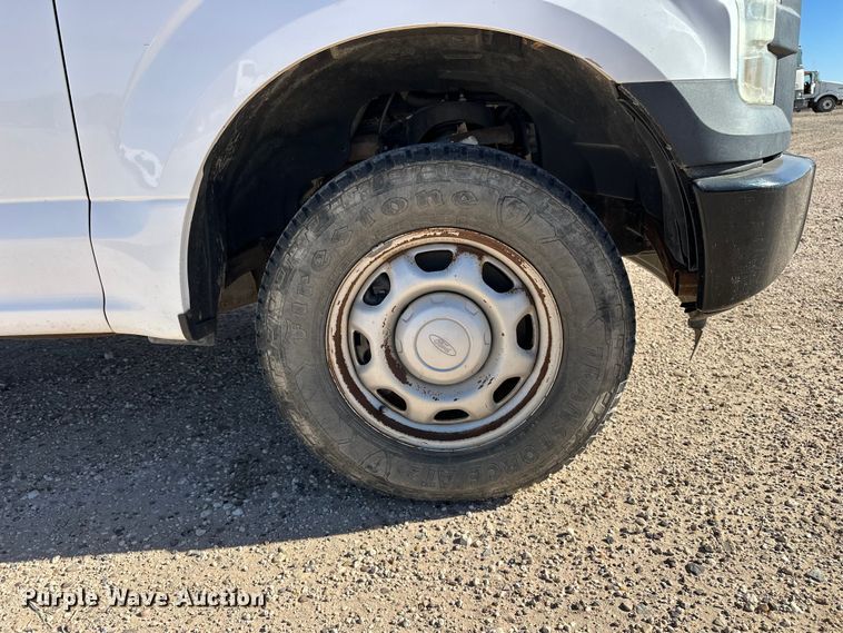 image for item EP0914 2016 Ford F150 SuperCab pickup truck