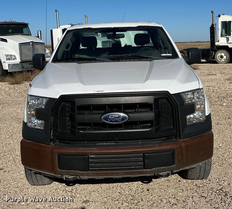 image for item EP0915 2017 Ford F150 SuperCab pickup truck