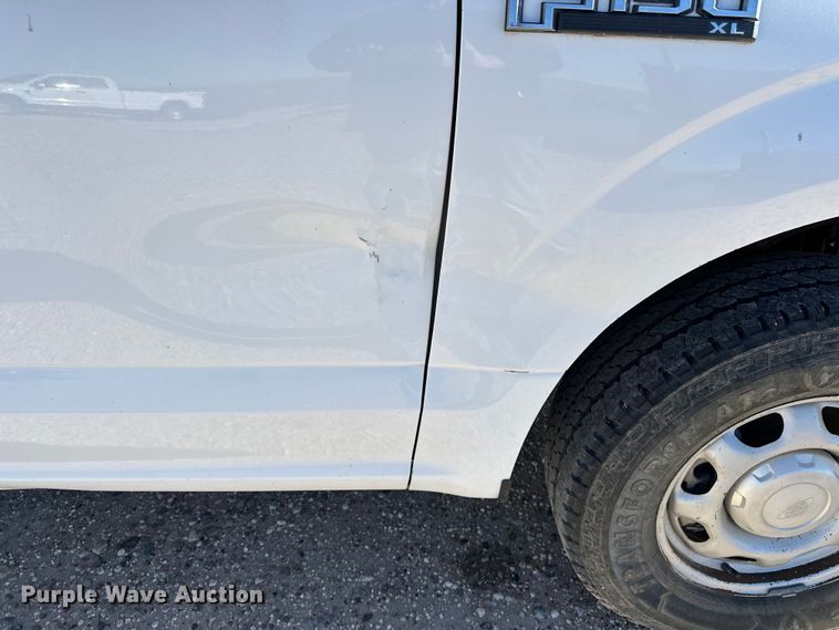 image for item EP0915 2017 Ford F150 SuperCab pickup truck