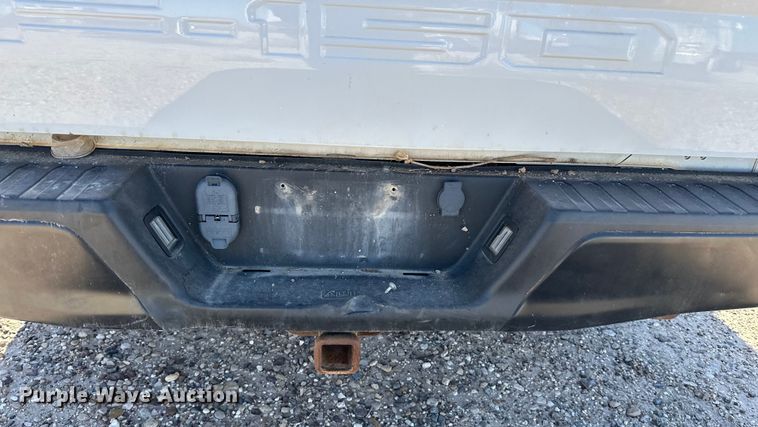 image for item EP0915 2017 Ford F150 SuperCab pickup truck