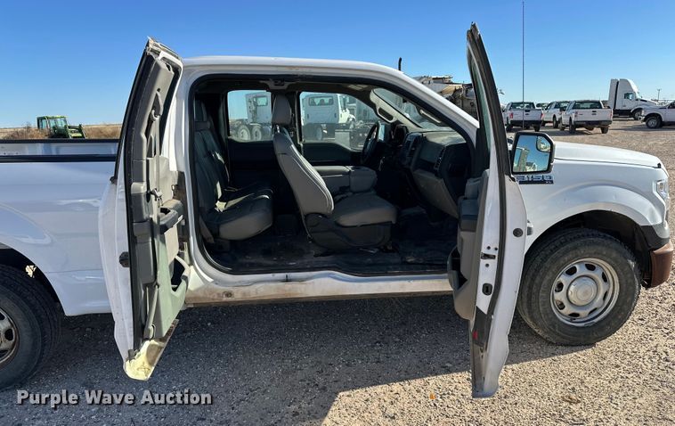 image for item EP0915 2017 Ford F150 SuperCab pickup truck