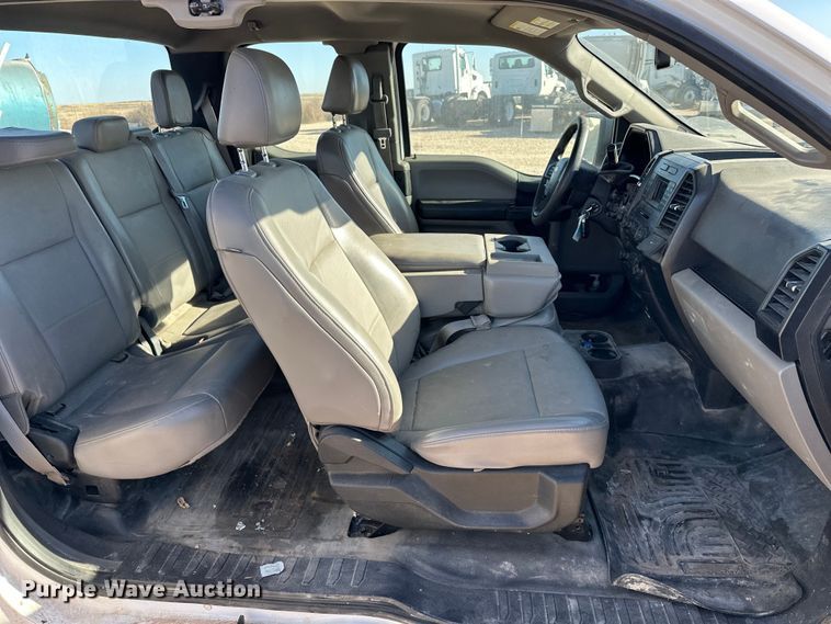 image for item EP0915 2017 Ford F150 SuperCab pickup truck