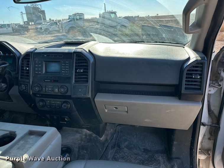 image for item EP0915 2017 Ford F150 SuperCab pickup truck