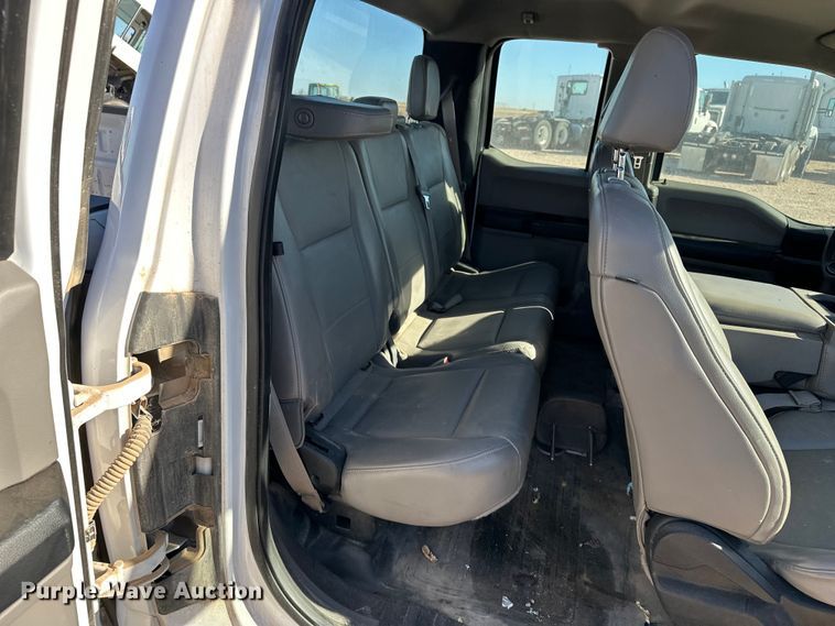 image for item EP0915 2017 Ford F150 SuperCab pickup truck