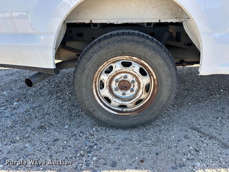 image for item EP0915 2017 Ford F150 SuperCab pickup truck