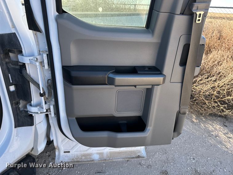 image for item EP0916 2016 Ford F150 SuperCab pickup truck