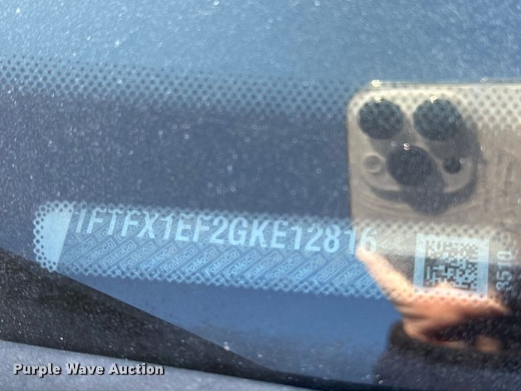 image for item EP0916 2016 Ford F150 SuperCab pickup truck