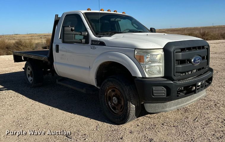 image for item EP0917 2014 Ford F250 flatbed pickup truck