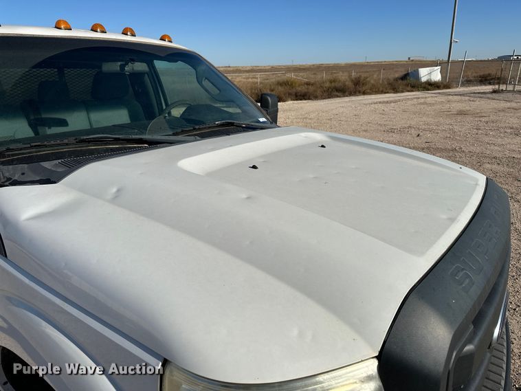 image for item EP0917 2014 Ford F250 flatbed pickup truck