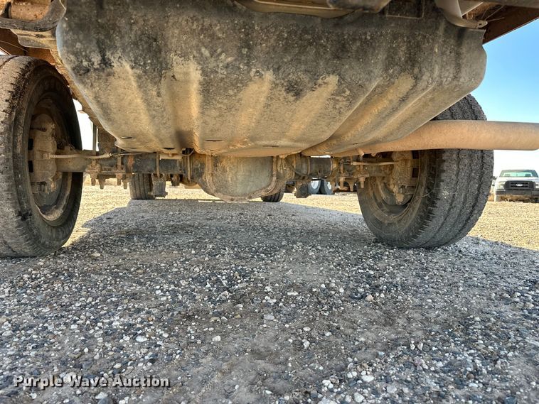 image for item EP0917 2014 Ford F250 flatbed pickup truck