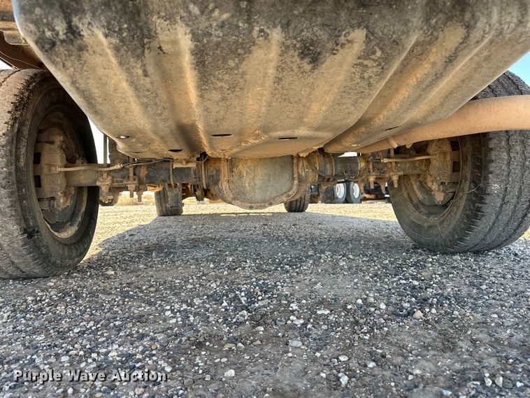 image for item EP0917 2014 Ford F250 flatbed pickup truck