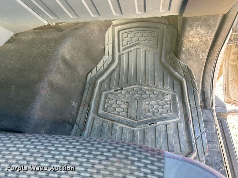 image for item EP0917 2014 Ford F250 flatbed pickup truck