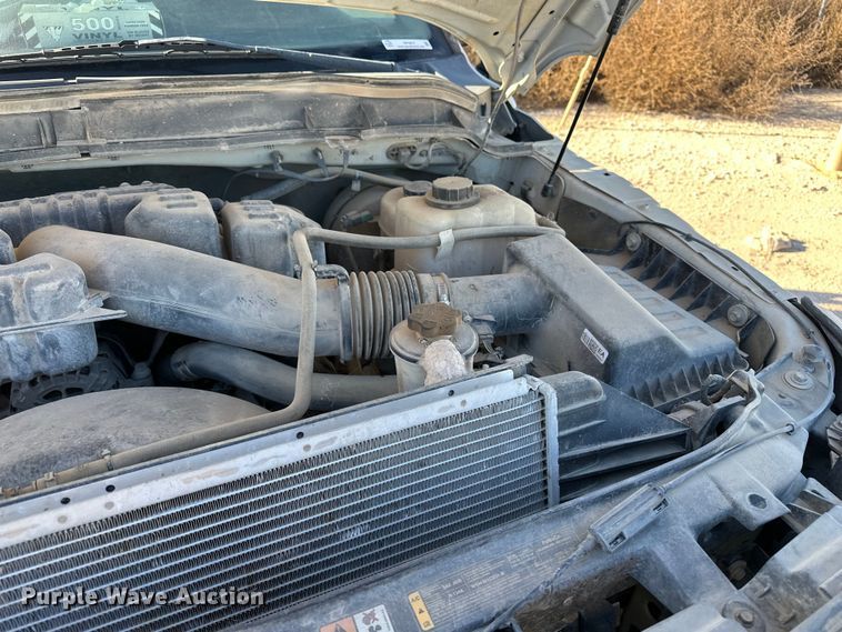 image for item EP0917 2014 Ford F250 flatbed pickup truck