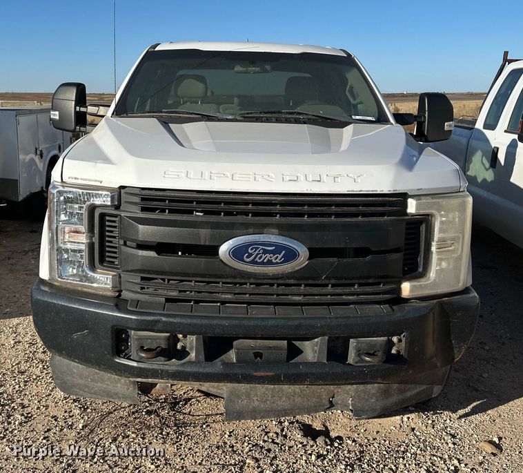 image for item EP0918 2017 Ford F250 SuperCab pickup truck