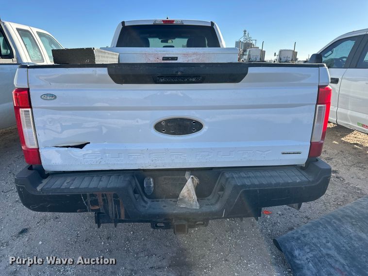 image for item EP0918 2017 Ford F250 SuperCab pickup truck