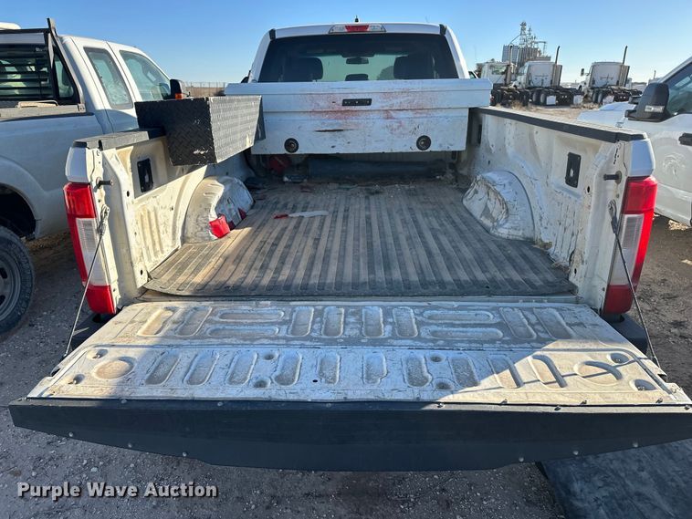 image for item EP0918 2017 Ford F250 SuperCab pickup truck