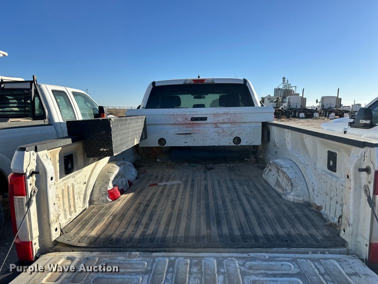 image for item EP0918 2017 Ford F250 SuperCab pickup truck