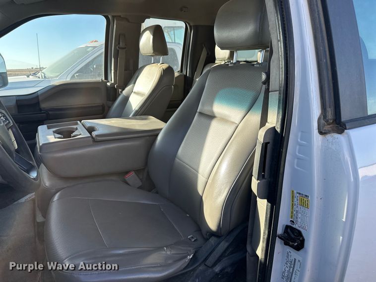 image for item EP0918 2017 Ford F250 SuperCab pickup truck