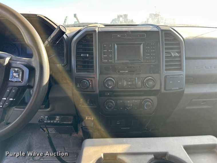 image for item EP0918 2017 Ford F250 SuperCab pickup truck