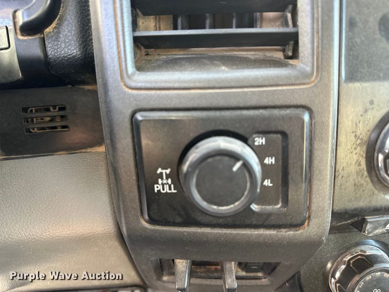 image for item EP0918 2017 Ford F250 SuperCab pickup truck