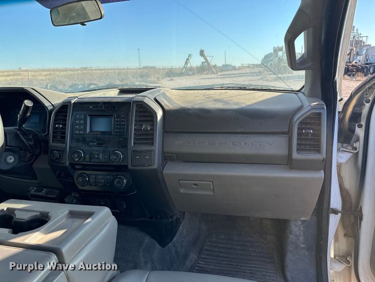 image for item EP0918 2017 Ford F250 SuperCab pickup truck