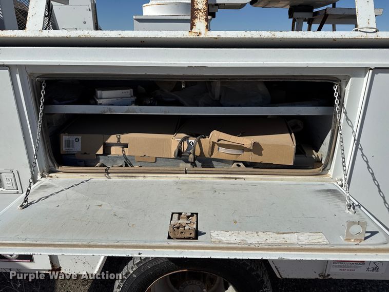 image for item EP0920 2008 Ford F550 bucket truck