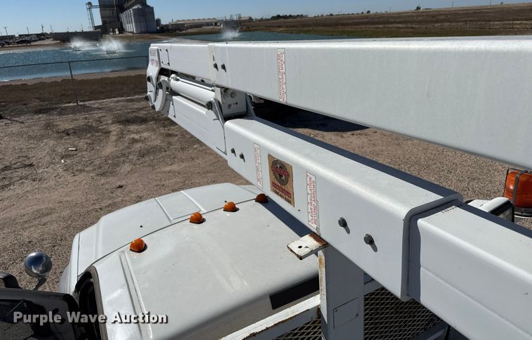 image for item EP0920 2008 Ford F550 bucket truck