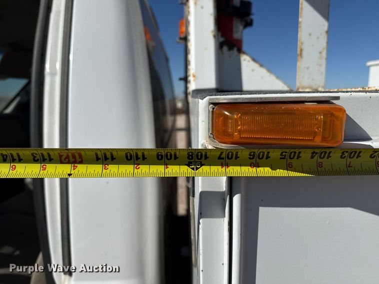 image for item EP0920 2008 Ford F550 bucket truck