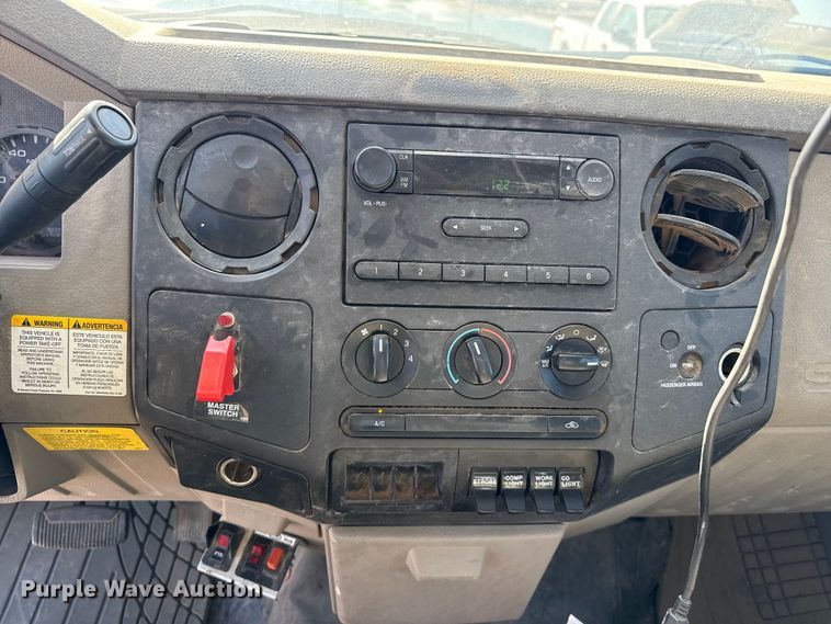 image for item EP0920 2008 Ford F550 bucket truck