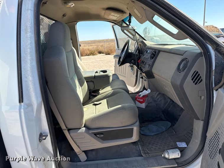 image for item EP0920 2008 Ford F550 bucket truck