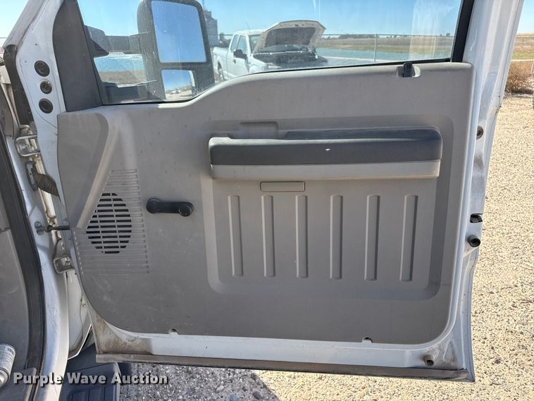 image for item EP0920 2008 Ford F550 bucket truck