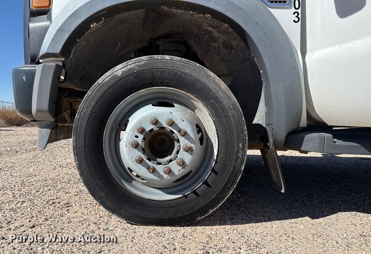 image for item EP0920 2008 Ford F550 bucket truck