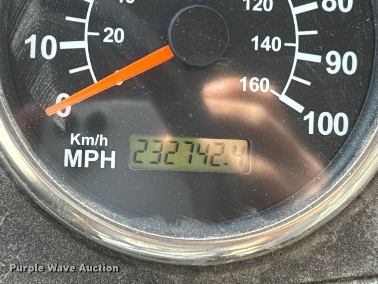 image for item EP0921 2013 Autocar Xpeditor refuse truck