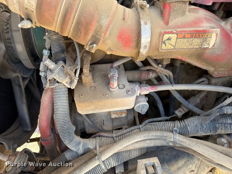 image for item EP0921 2013 Autocar Xpeditor refuse truck