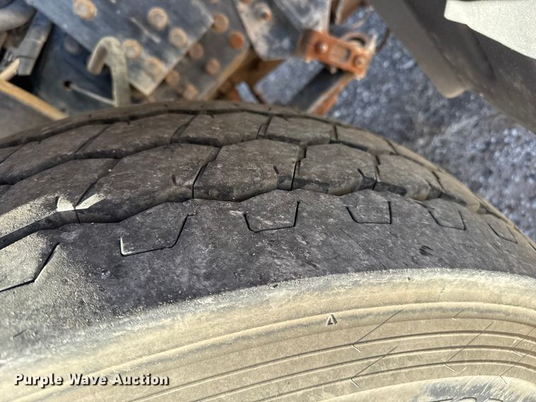 image for item EP0921 2013 Autocar Xpeditor refuse truck