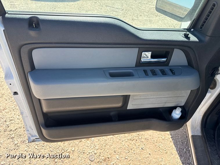 image for item EP0922 2014 Ford F150 SuperCab pickup truck