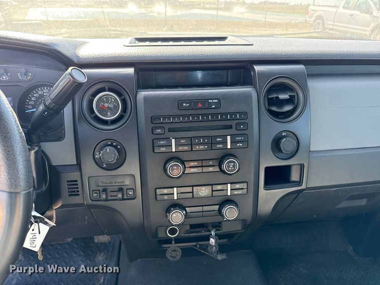 image for item EP0922 2014 Ford F150 SuperCab pickup truck