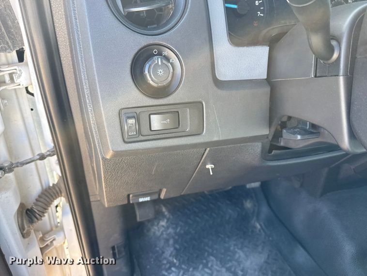 image for item EP0922 2014 Ford F150 SuperCab pickup truck