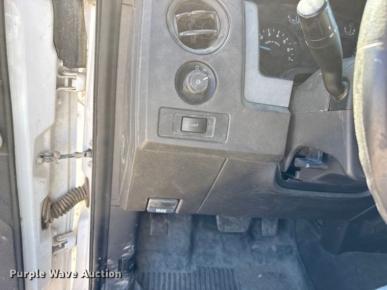 image for item EP0923 2014 Ford F150 SuperCab pickup truck