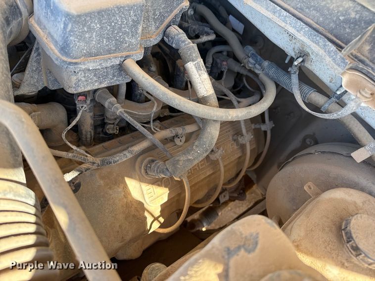 image for item EP0924 2011 Ford F350 flatbed pickup truck