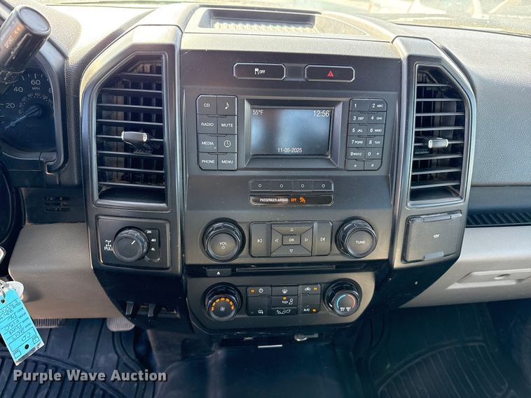 image for item EP0925 2017 Ford F150 SuperCrew pickup truck